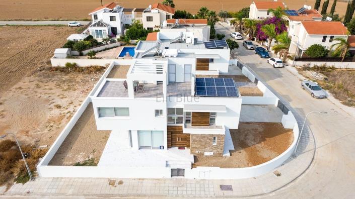 Image No.27-3 Bed Villa / Detached for sale