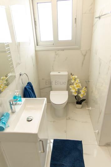 Image No.30-3 Bed Villa / Detached for sale