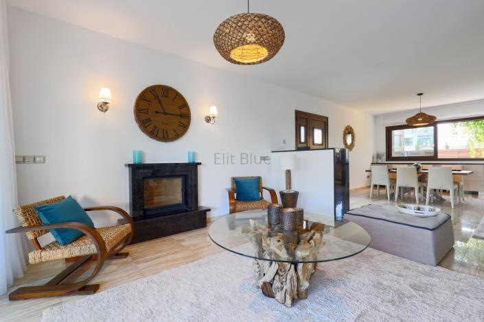 Image No.26-Villa / Détaché de 4 chambres à vendre à Ayia Thekla