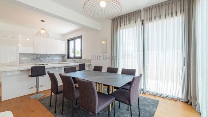 Image No.7-3 Bed Villa / Detached for sale