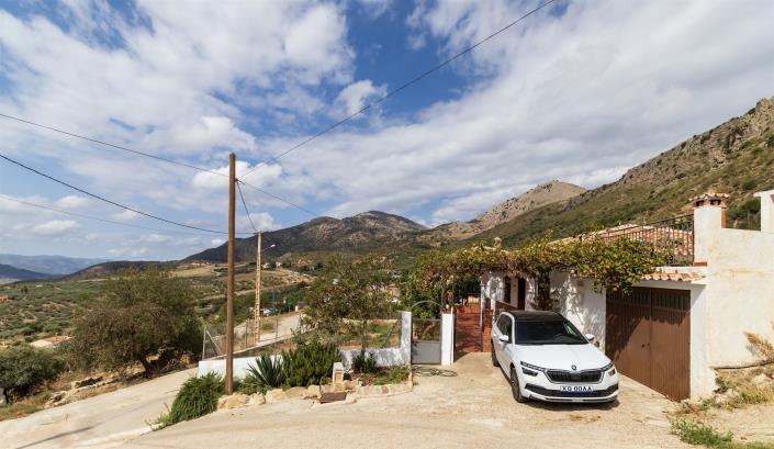 Image No.23-3 Bed Villa / Detached for sale