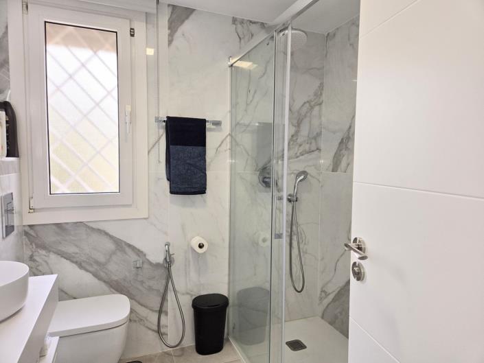 Image No.10-3 Bed Apartment for sale