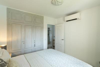 16-ec67b526875bf0124b6ce4328a754439