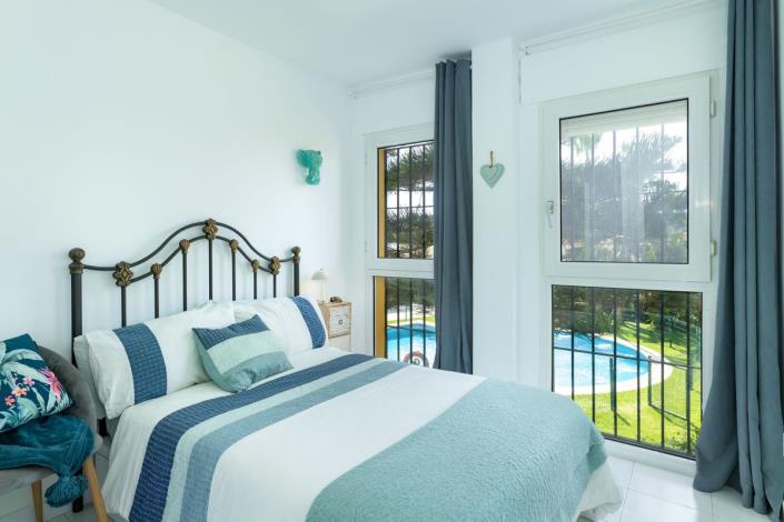 Image No.15-4 Bed Townhouse for sale