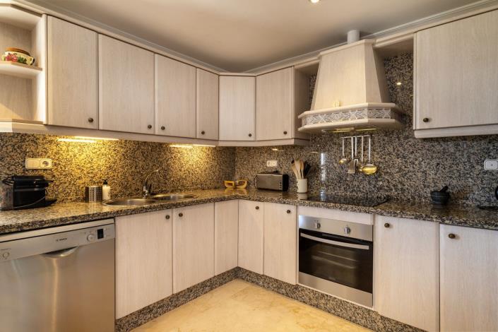 Image No.3-2 Bed Apartment for sale