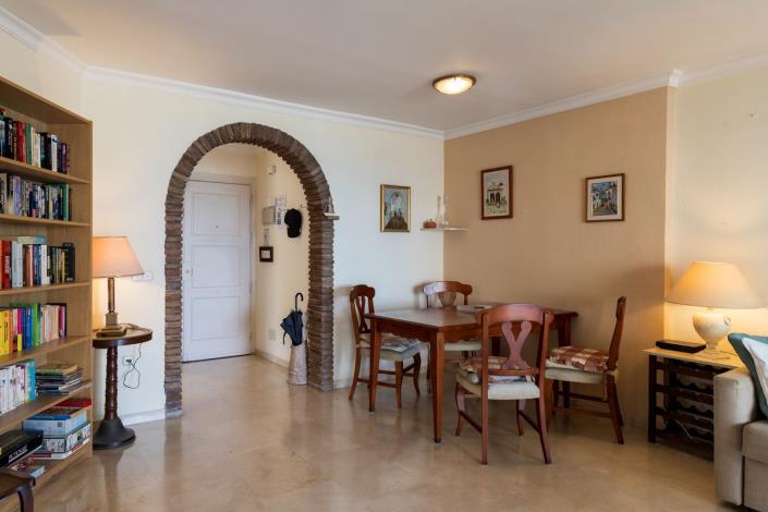 Image No.11-2 Bed Apartment for sale