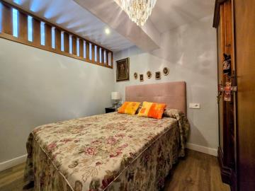 11-20939a0134ad724a8cb2a801094d15a4