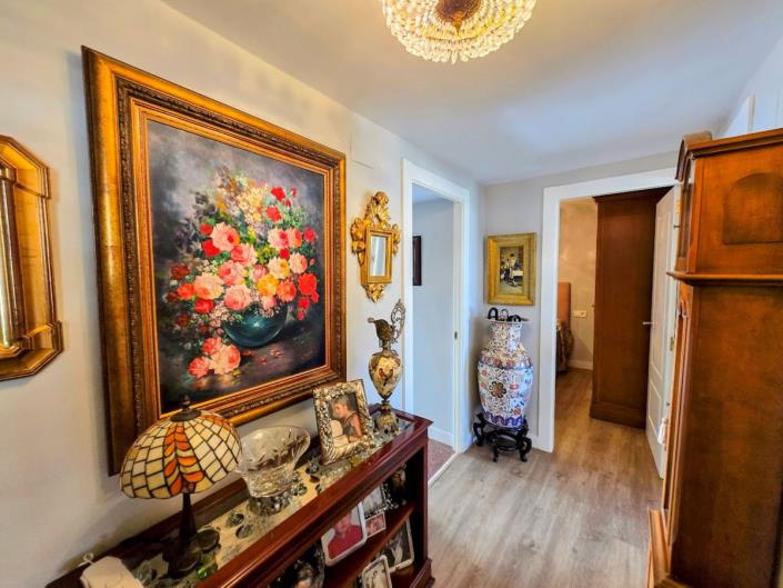 Image No.12-1 Bed Apartment for sale