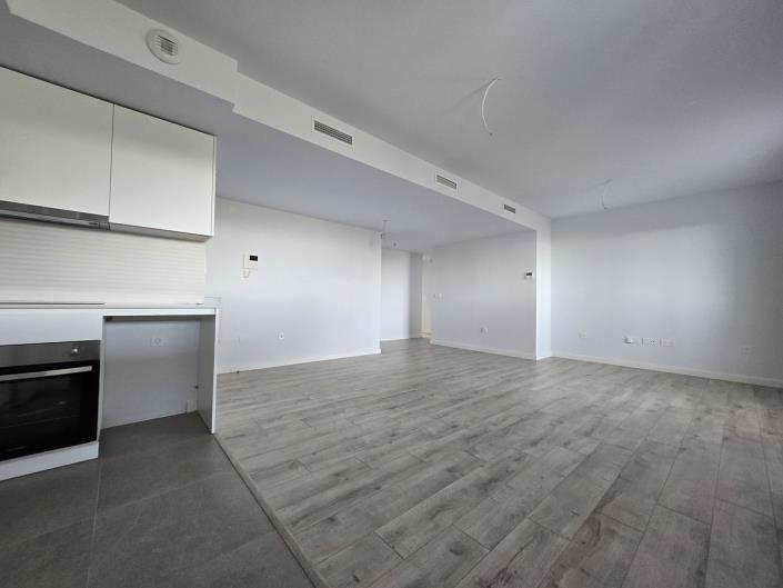 Image No.10-3 Bed Apartment for sale