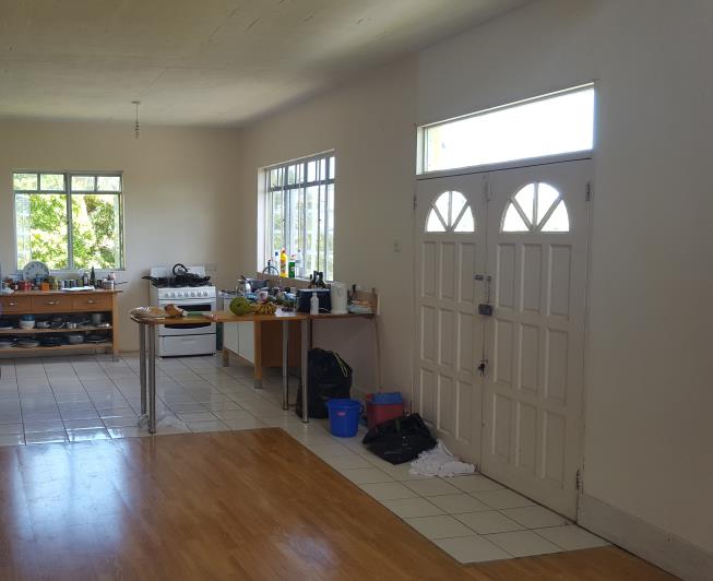 Image No.17-6 Bed House for sale