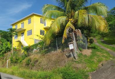 Road-access-to-house