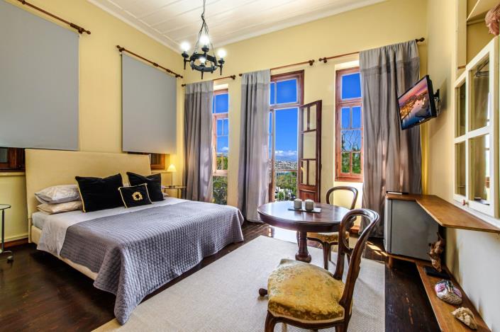 Image No.8-2 Bed House for sale