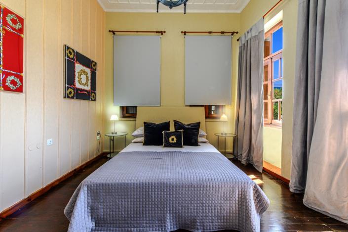 Image No.12-2 Bed House for sale