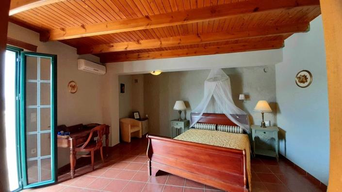 Image No.14-4 Bed Villa for sale