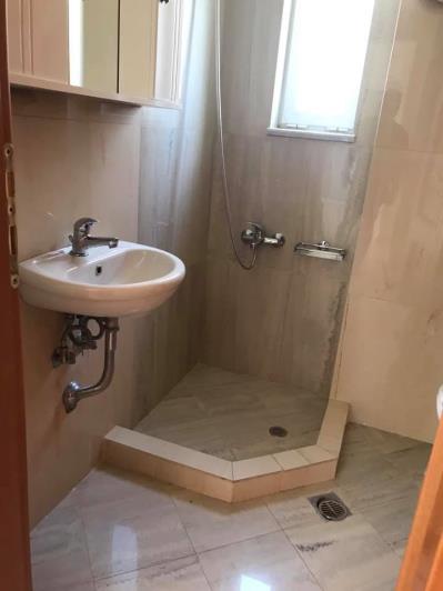 Image No.21-3 Bed House for sale