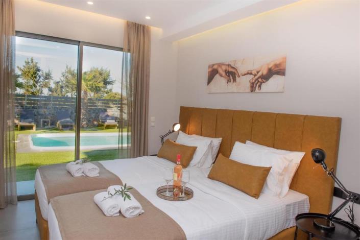 Image No.13-2 Bed Villa for sale