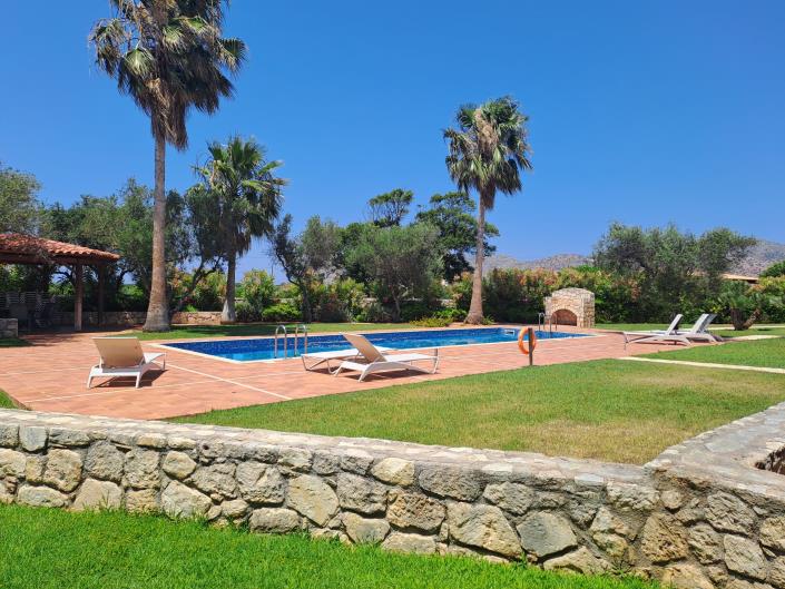 Image No.2-2 Bed Villa for sale