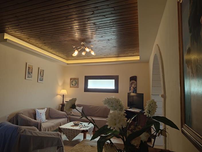 Image No.14-2 Bed Villa for sale