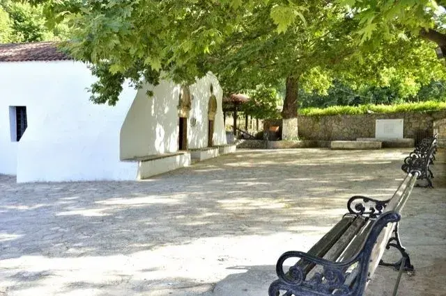 Image No.8-Villa de 3 chambres à vendre à Theriso