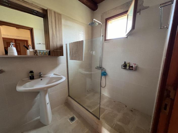 Image No.30-5 Bed Villa for sale