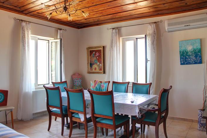 Image No.7-6 Bed House for sale