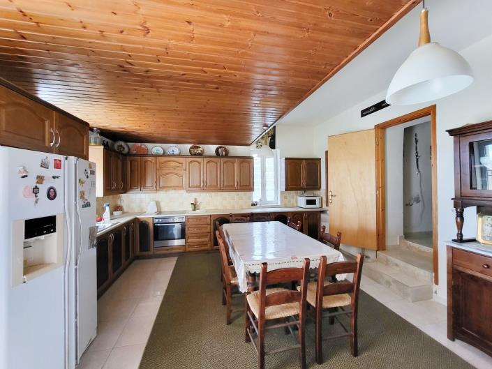 Image No.31-6 Bed House for sale