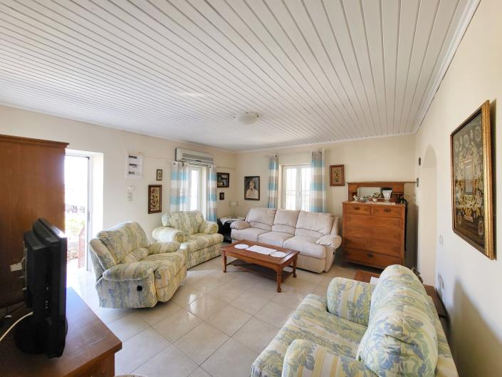 Image No.36-6 Bed House for sale