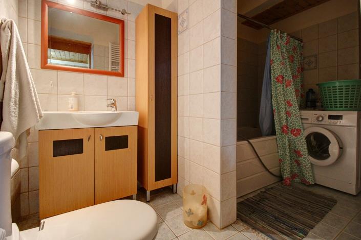 Image No.43-6 Bed House for sale