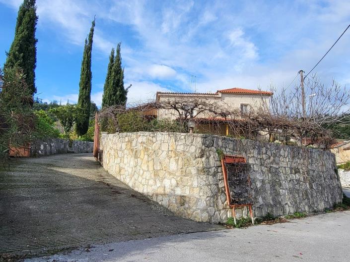 Image No.54-6 Bed House for sale