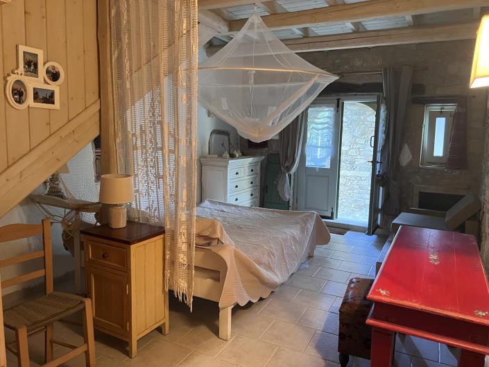 Image No.15-3 Bed House for sale