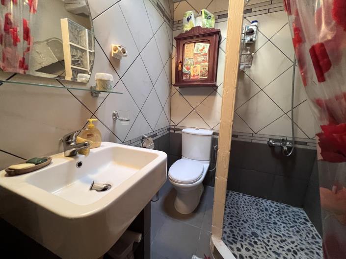 Image No.16-3 Bed House for sale