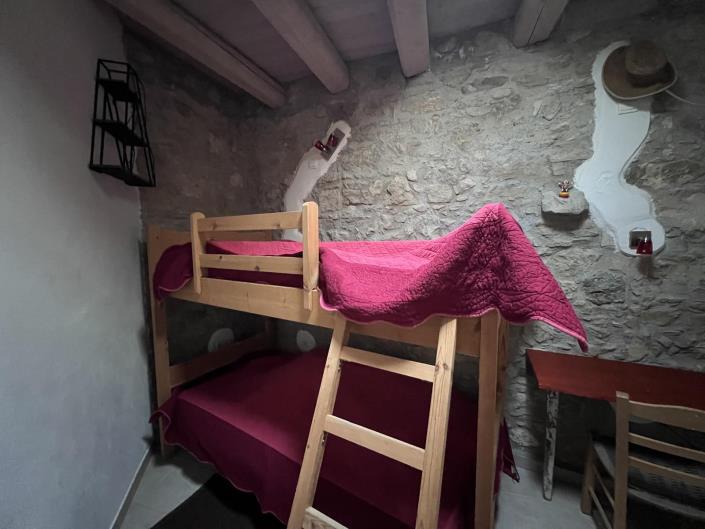 Image No.20-3 Bed House for sale