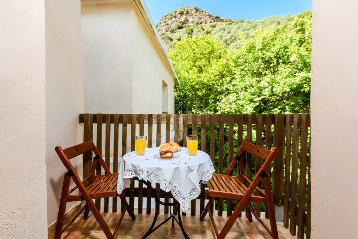 Image No.14-2 Bed Maisonette for sale