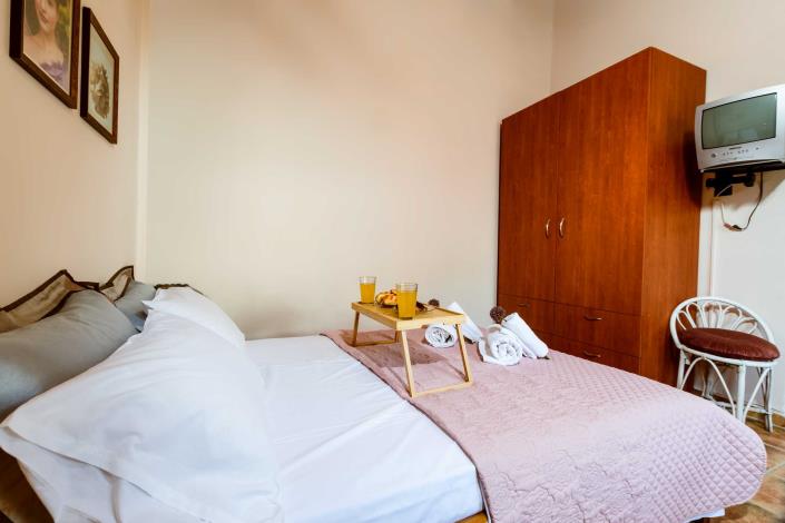 Image No.29-2 Bed Maisonette for sale