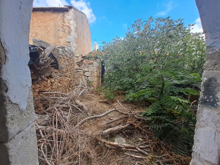 Image No.13-3 Bed House for sale