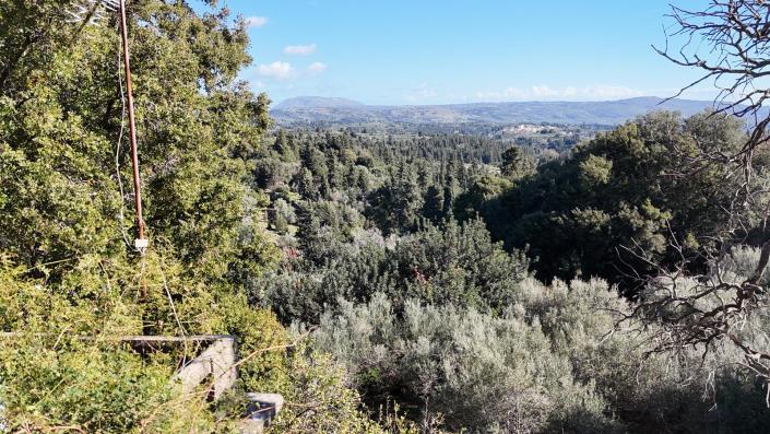 Image No.2-Maison de 2 chambres à vendre à Tzitzifes