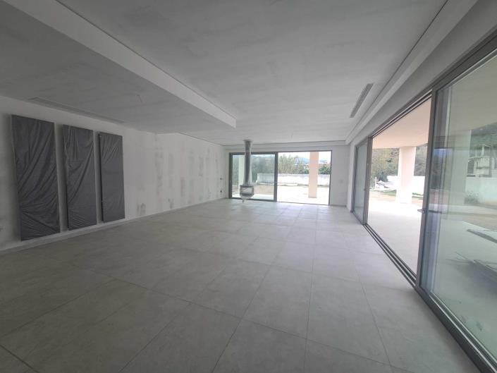 Image No.4-Villa de 5 chambres à vendre à Voukolies