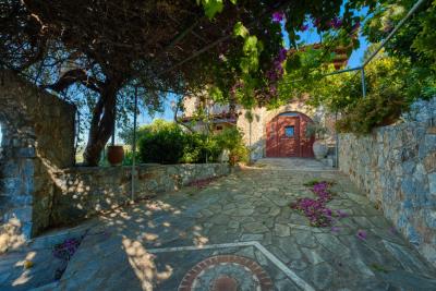 Stone-house-for-sale-in-Apokoronas-Chania-Crete--8-