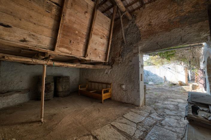 Image No.4-Maison à vendre à Xirosterni