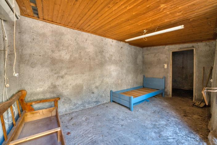 Image No.22-Maison à vendre à Xirosterni