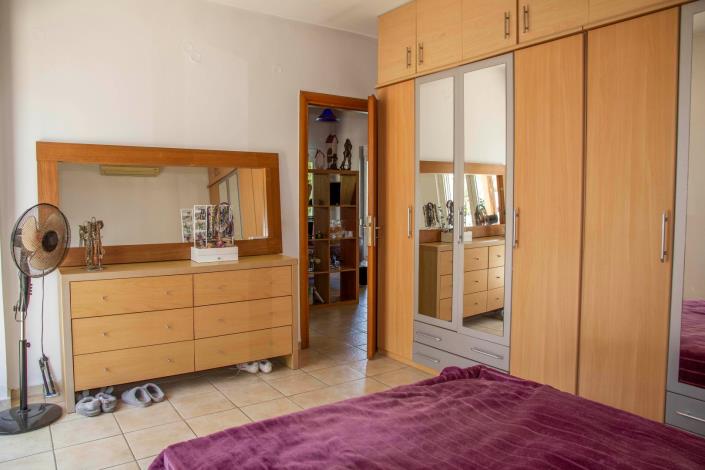 Image No.47-2 Bed House for sale