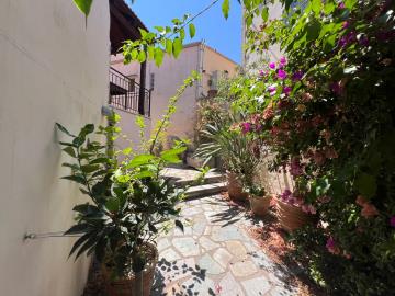 Stone-house-for-sale-in-Vamos-Chania--9-