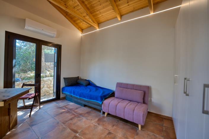 Image No.17-2 Bed House for sale