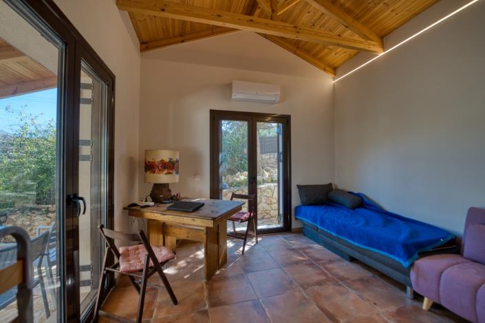 Image No.18-2 Bed House for sale