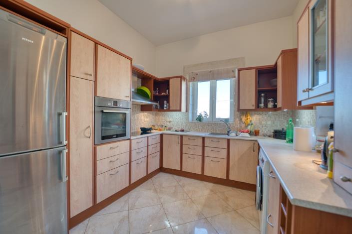 Image No.42-2 Bed House for sale