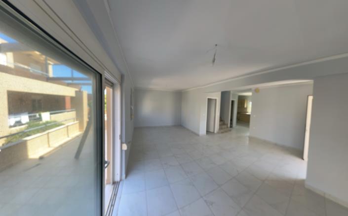 Image No.11-3 Bed Apartment for sale