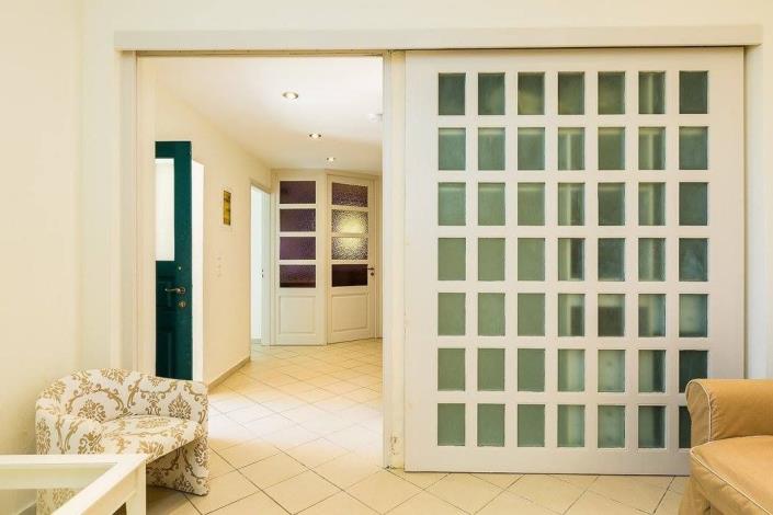 Image No.8-2 Bed Villa for sale