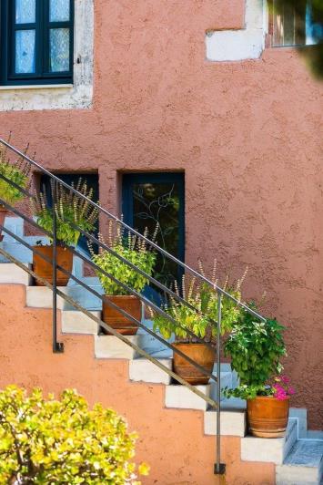 Image No.10-2 Bed Villa for sale