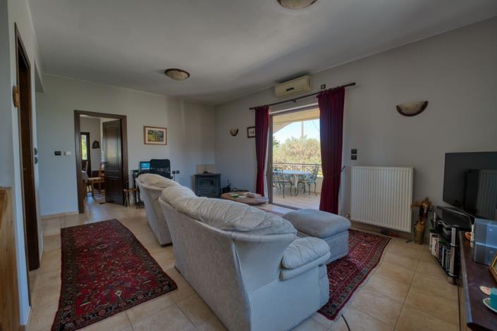 Image No.9-Villa de 4 chambres à vendre à Xirosterni