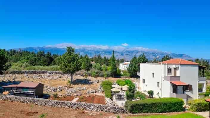 Image No.38-Villa de 4 chambres à vendre à Xirosterni